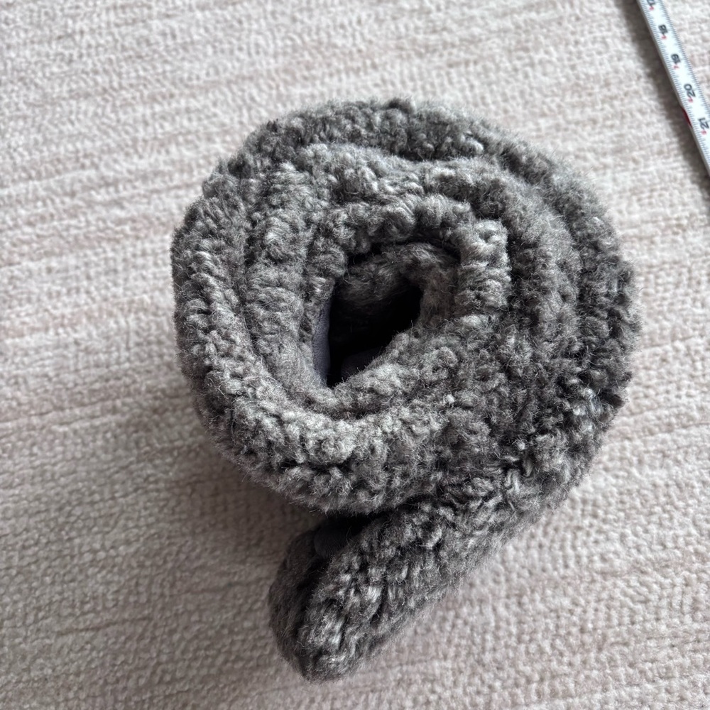 Restoration Hardware Plush Gray Faux Fur Accessory - Picture 12 of 12